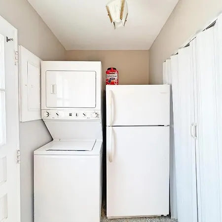 Entire Private 3 Bedrooms 1 Bathroom Single House With Fenced Garden Arlington Extérieur photo
