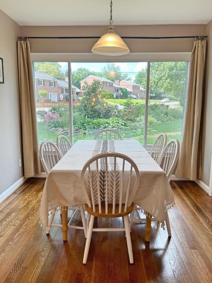Hébergement de vacances Entire Private 3 Bedrooms 1 Bathroom Single House With Fenced Garden Arlington