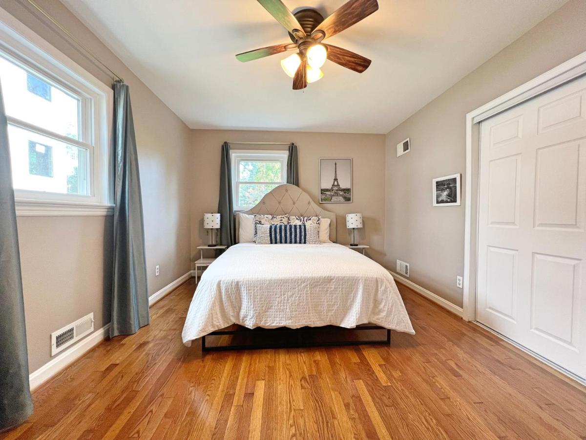 Entire Private 3 Bedrooms 1 Bathroom Single House With Fenced Garden Arlington