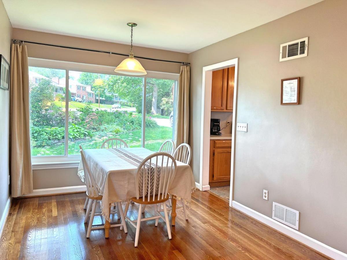 Entire Private 3 Bedrooms 1 Bathroom Single House With Fenced Garden * Arlington